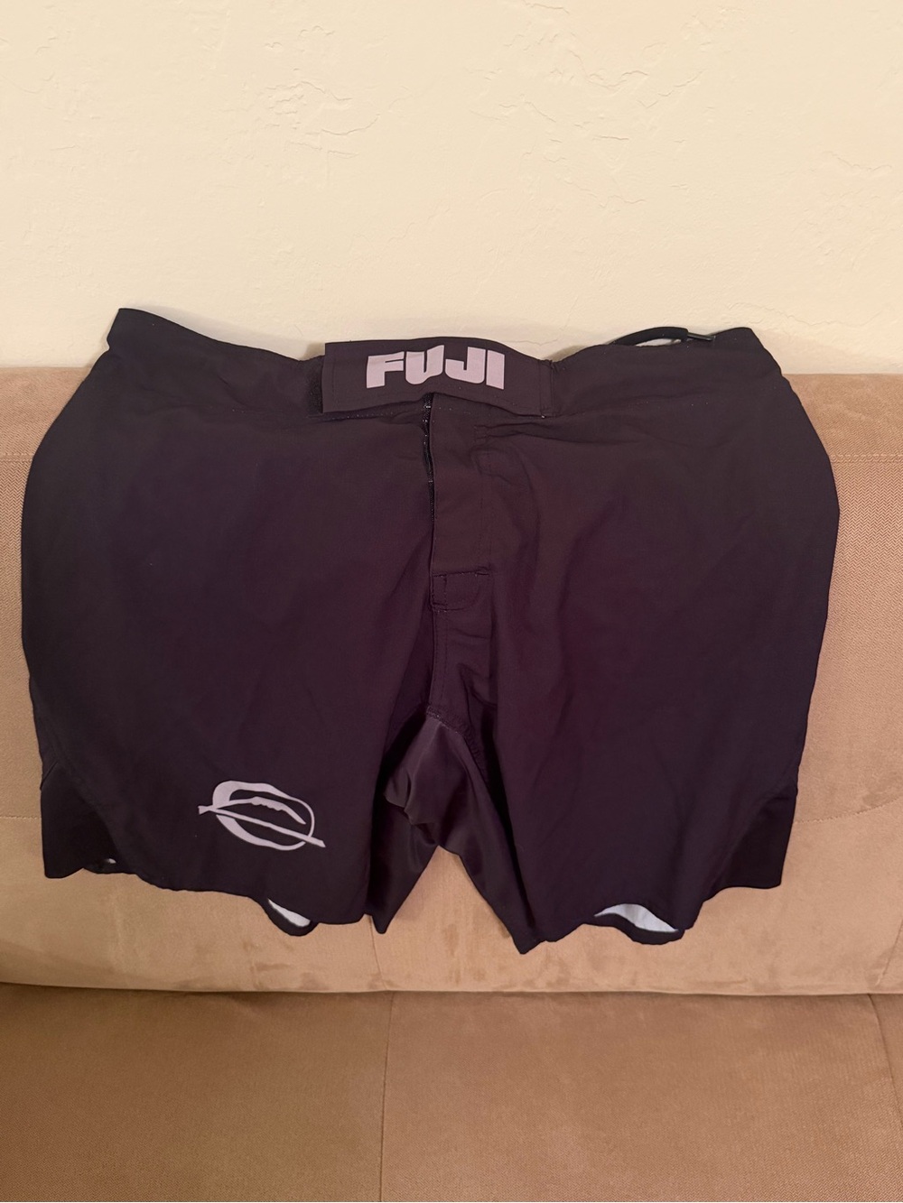 Fuji Baseline Fight Shorts Men's Sz 34 Black MMA Kickboxing Grappling Jiu Jitsu